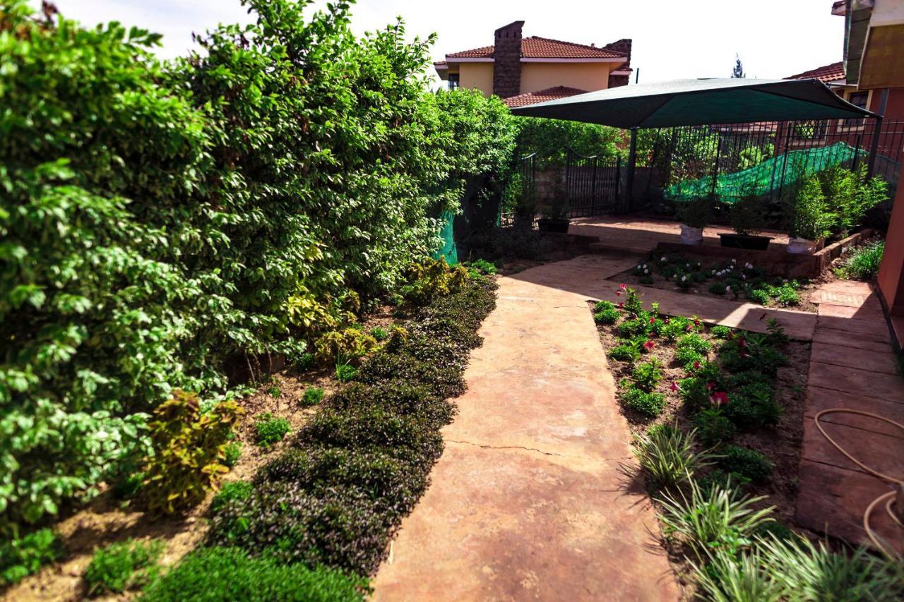 Fourways Junction Villa 1 Nairobi Extérieur photo